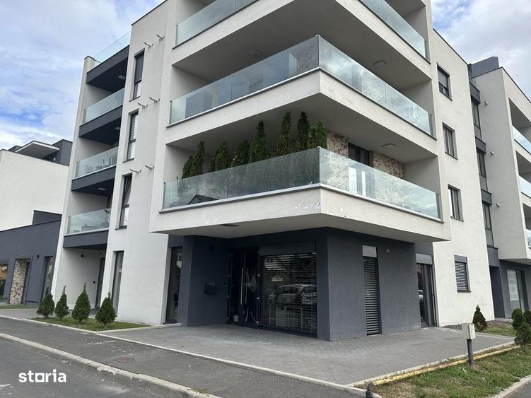 Spațiu comercial, de 230 mp, în Exterior Vest