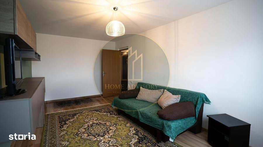 Apartament cu 3 camere decomandat în Dârste