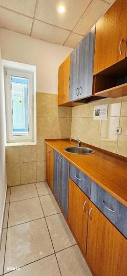 Spațiu comercial, de 236 mp, în 1 Mai