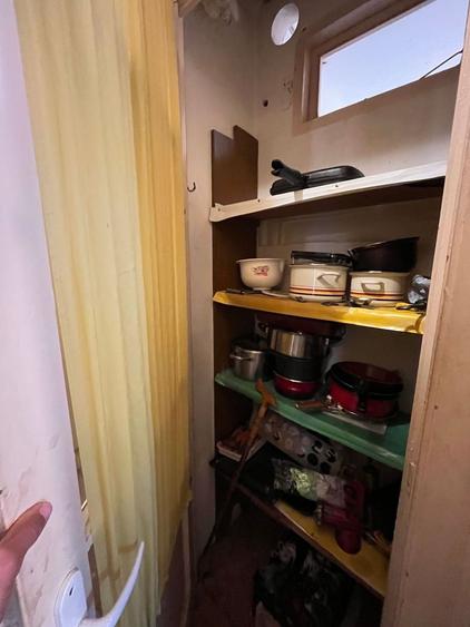 Apartament cu 3 camere semidecomandat, mobilat în Grivița