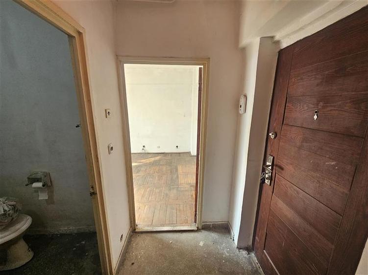 Garsonieră nedecomandată în Micro IV