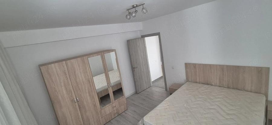 Apartament cu 3 camere decomandat în Chitila