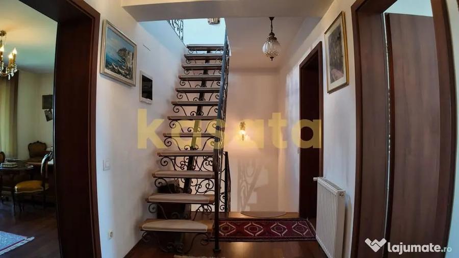 Casă cu 5 camere cu Teren 406 Mp în Pipera