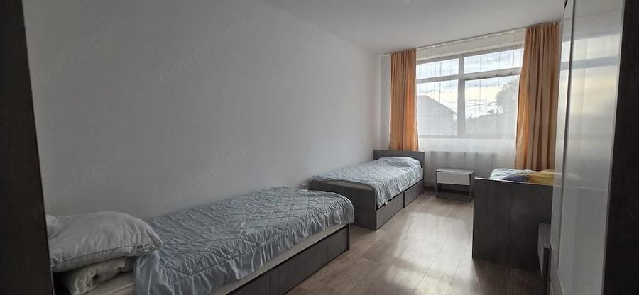 Casă cu Teren 120 Mp în Est