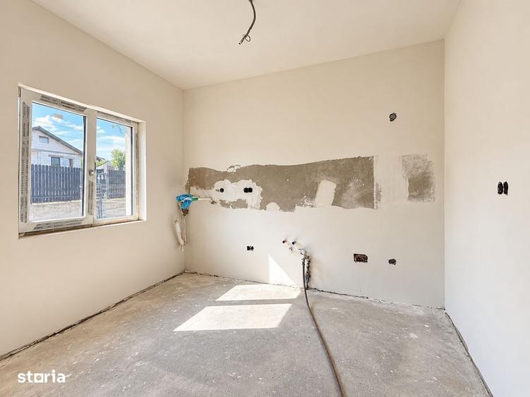 Casă cu 3 camere în Juc-Herghelie