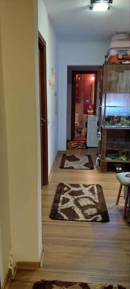 Apartament cu 4 camere decomandat în 1 Mai