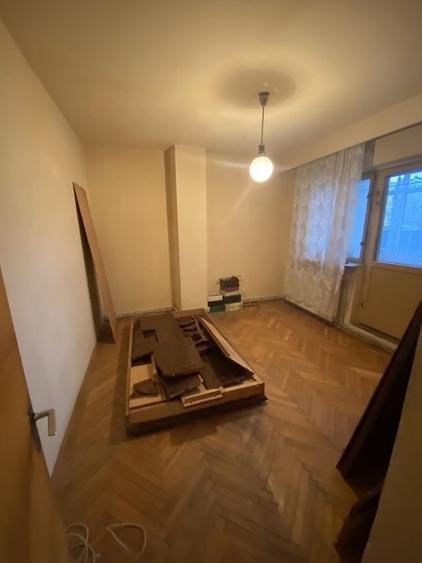 Apartament cu 3 camere decomandat în Ultracentral
