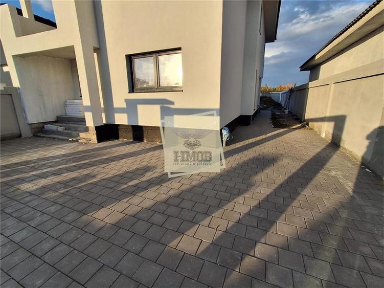 Casă individuală cu 5 camere cu Teren 530 Mp în Șelimbăr