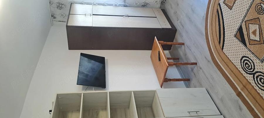 Apartament cu 2 camere semidecomandat în Km 4