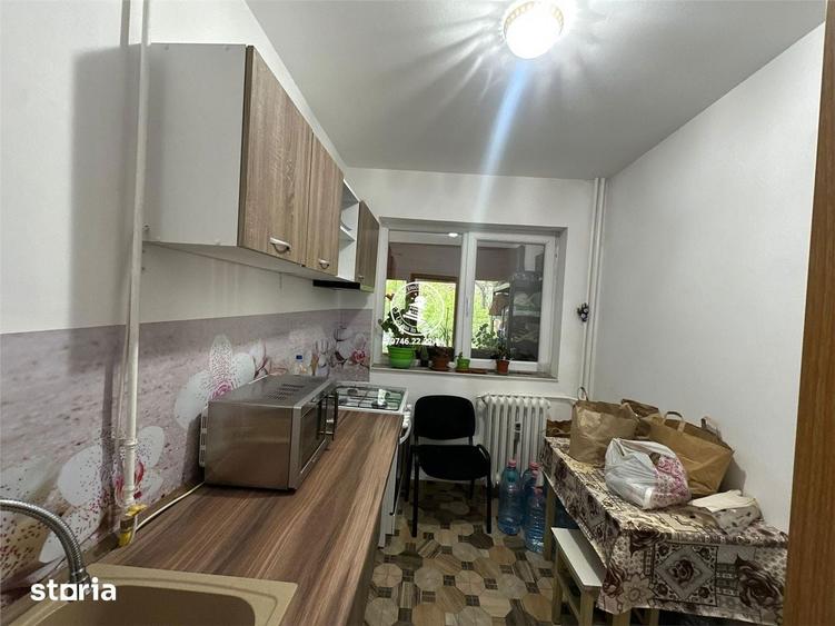 Apartament cu 2 camere decomandat în Tătărași — fotografia 2
