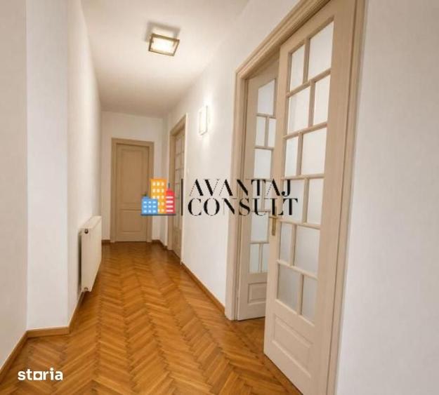 Spațiu comercial, de 150 mp, în Centrul Civic