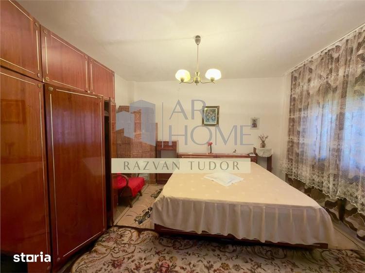 Casă cu 4 camere cu Teren 1681 Mp în Boldești