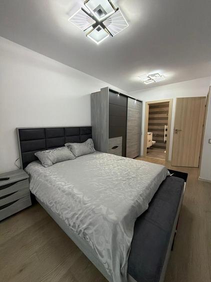 Apartament cu 3 camere semidecomandat, mobilat în Gheorgheni
