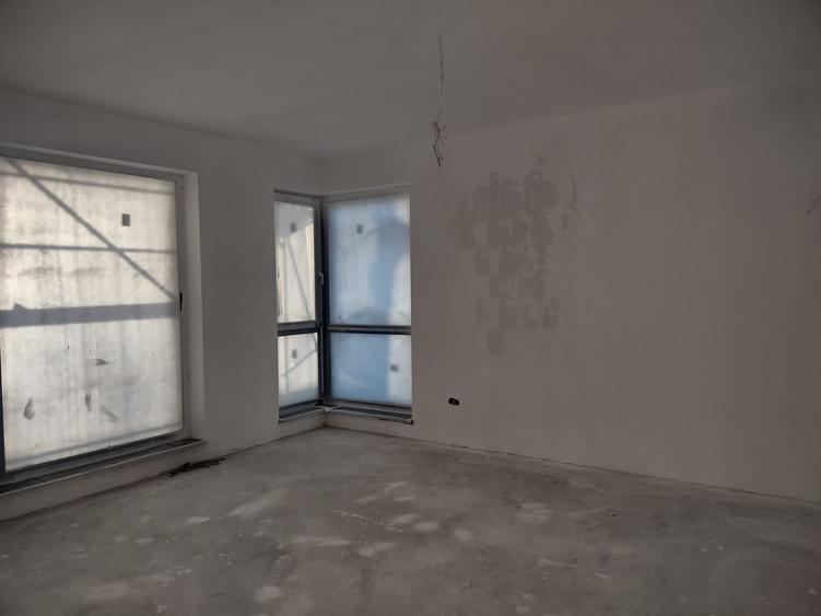 Apartament cu 2 camere decomandat în Moșilor
