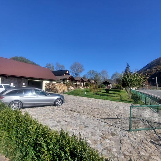Spațiu comercial, de 700 mp, în Lepșa