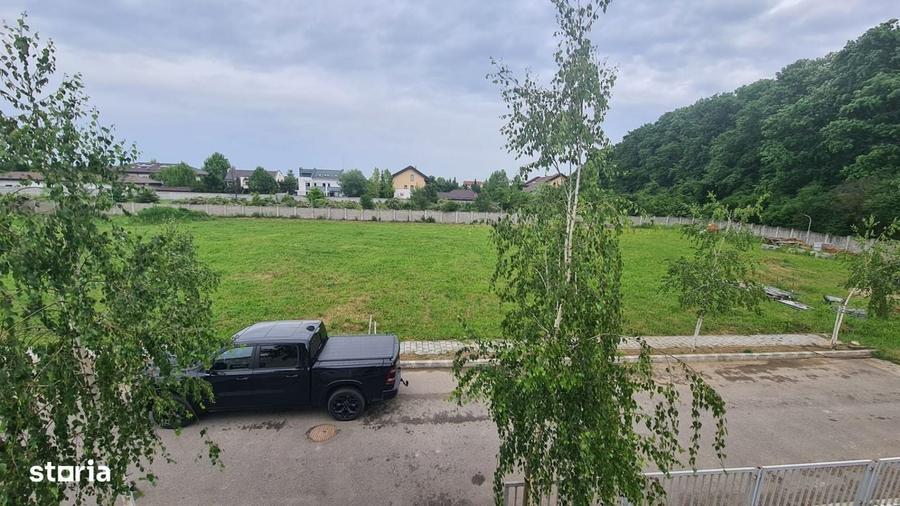 Casă cu 4 camere în Balotești