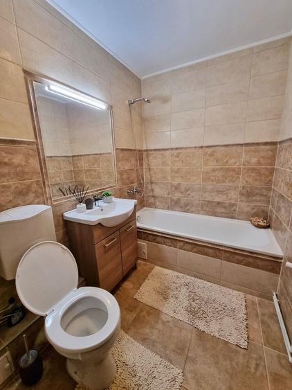 Apartament cu 2 camere decomandat în Carpați 2