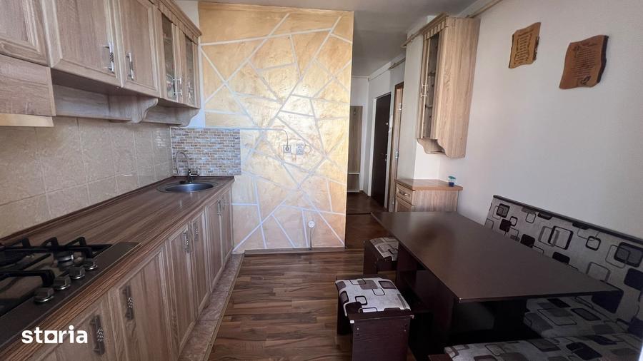 Apartament cu 3 camere decomandat în Micălaca
