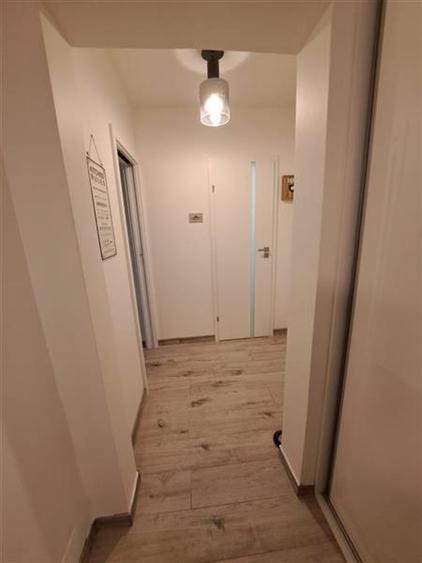 Apartament cu 3 camere decomandat în Dristor