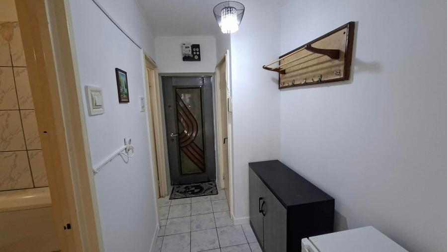 Garsonieră decomandată în 1848