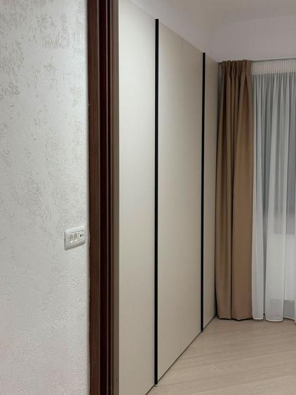 Apartament cu 3 camere decomandat, mobilat în Pipera