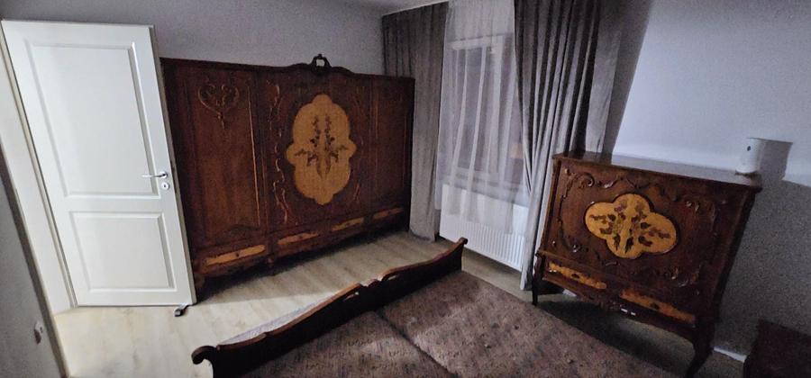 Apartament cu 2 camere decomandat în Aradului