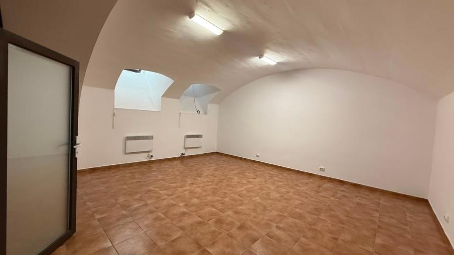 Birou, de 60 mp, în Ultracentral