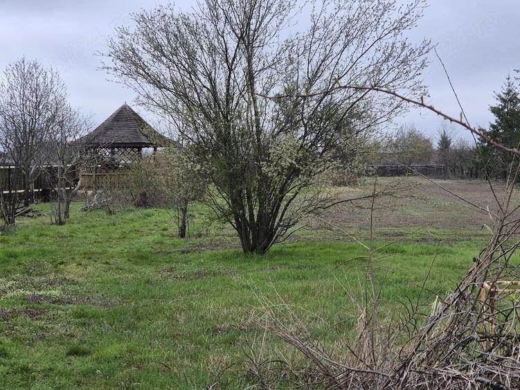 Teren de 550 mp, în Gulia