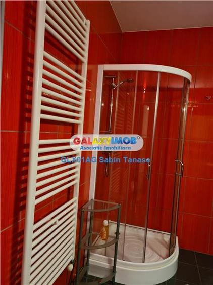 Casă cu 3 camere cu Teren 300 Mp în Central