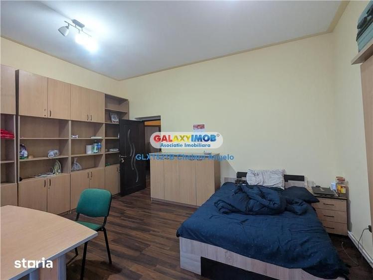 Apartament cu 5 camere în Centrul Civic