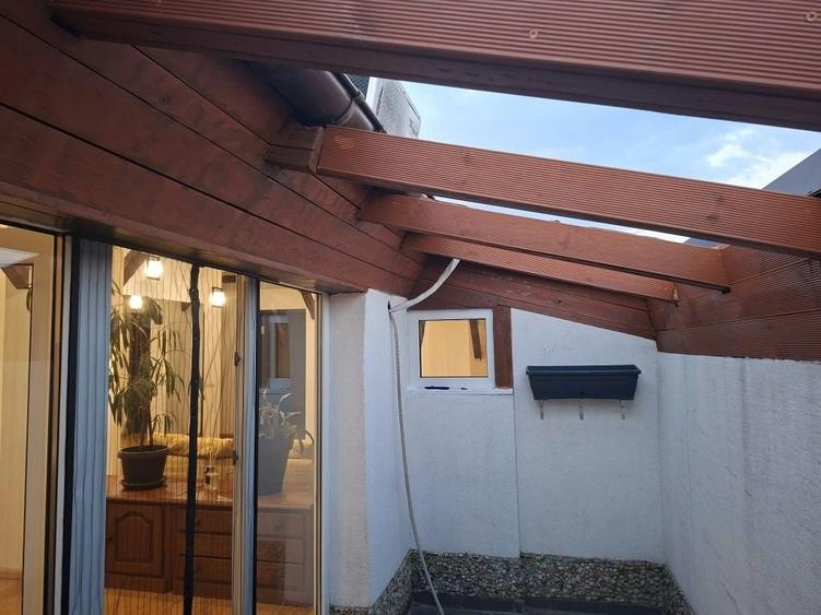 Apartament cu 3 camere decomandat în Mogoșoaia