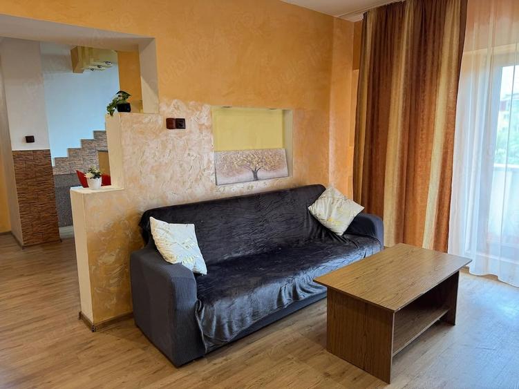 Apartament cu 2 camere decomandat în Calea București