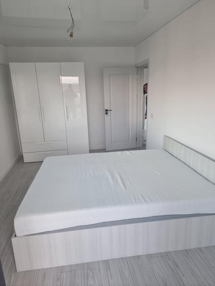 Apartament cu 2 camere decomandat în Nicolina