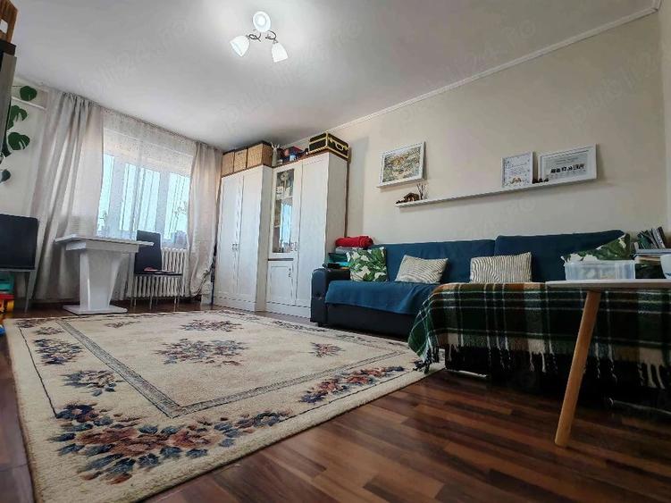 Apartament cu 2 camere decomandat în Decebal
