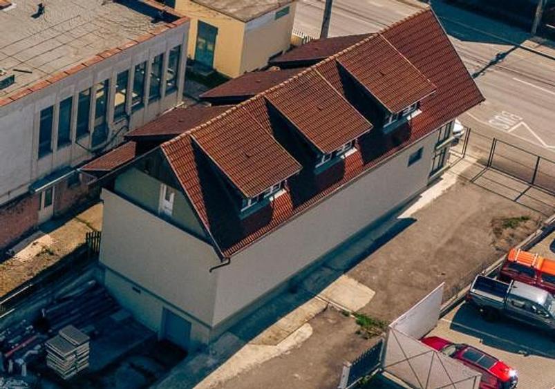 Spațiu comercial, de 290 mp, în Central