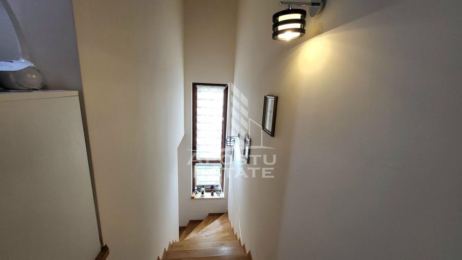 Duplex cu 4 camere cu Canalizare în Dumbrăvița