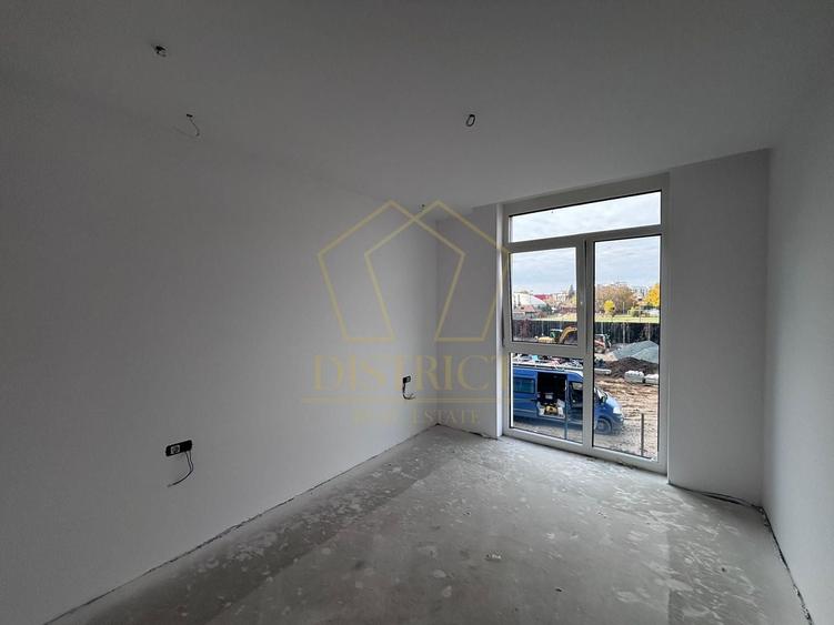 Apartament cu 2 camere decomandat în Aradului — fotografia 3