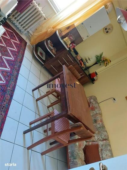Apartament cu 4 camere în Lucian Blaga