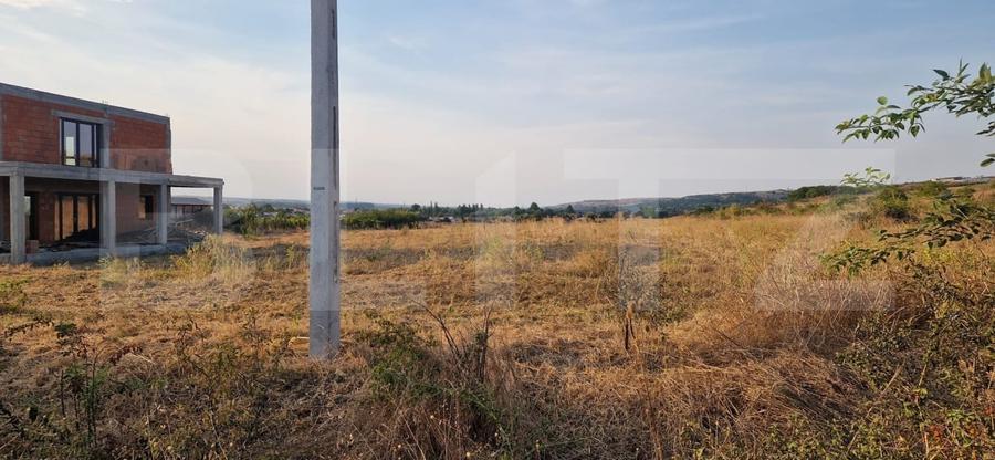 Teren Construcții intravilan de 2060 mp, în Șimnicu de Sus
