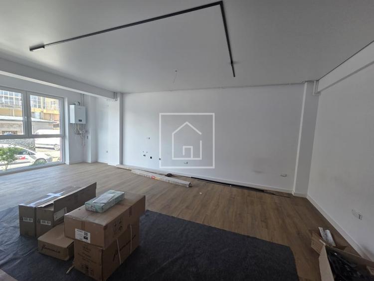 Apartament cu 3 camere decomandat în Ștrand