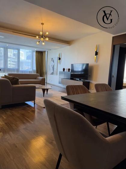Apartament cu 3 camere decomandat, mobilat în Iancu Nicolae