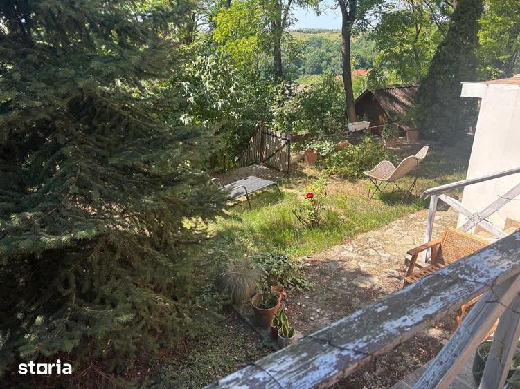 Casă cu 4 camere cu Teren 560 Mp în Bârnova
