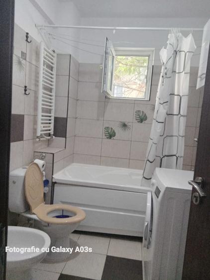 Garsonieră decomandată în Central