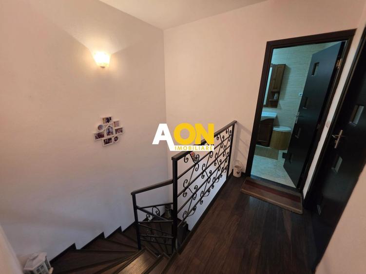 Casă individuală cu 3 camere cu Canalizare în Cetate