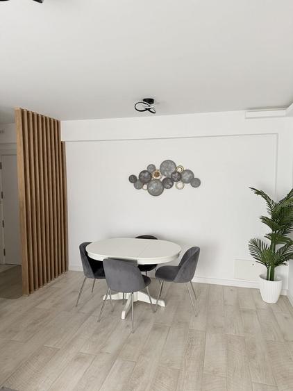 Apartament cu 3 camere decomandat în Mogoșoaia