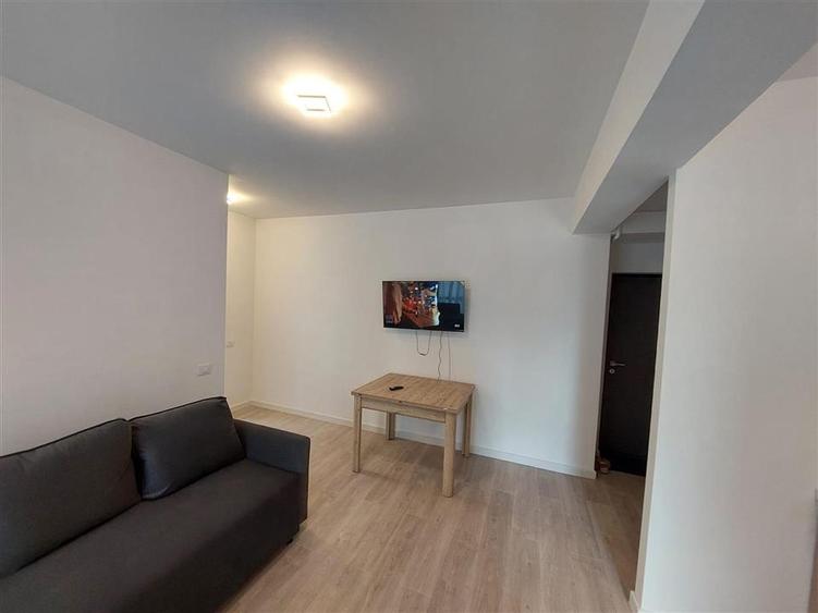 Apartament cu 2 camere decomandat în Serele Vișoianu