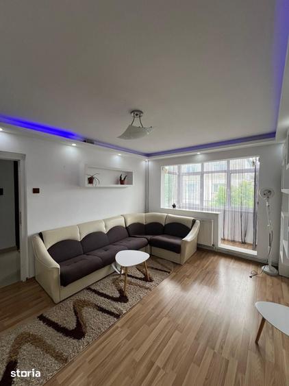 Apartament cu 2 camere în Podu Roș