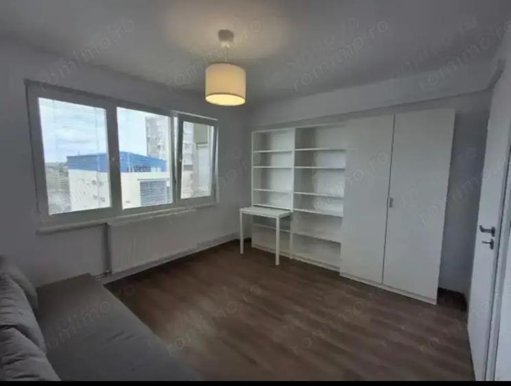 Apartament cu 3 camere semidecomandat, mobilat în Take Ionescu
