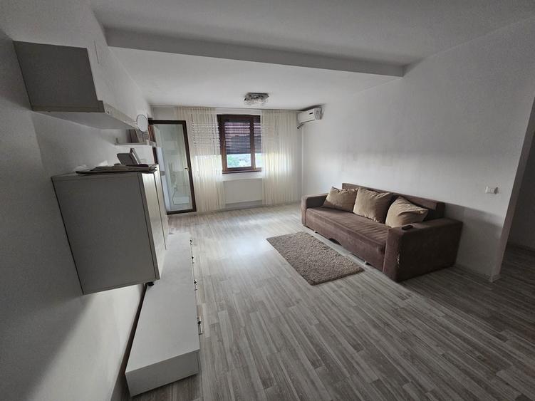 Apartament cu 2 camere semidecomandat în Prelungirea Ghencea