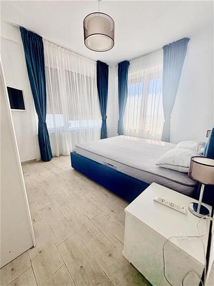 Apartament cu 2 camere decomandat, mobilat în Est